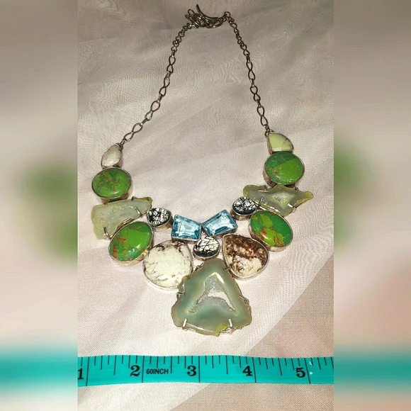 Showstopping Multi-Gemstone Extravaganza Statement Necklace - Picture 15 of 16